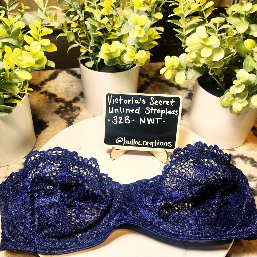 Strapless Unlined Lace Bra